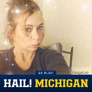 Meet your Posher, Danni